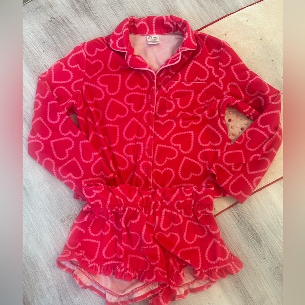 💖 Girls Valentine’s Day Pajama Set | Heart Print | Size 8 Medium 💖
